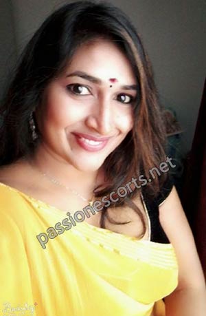 Housewife Call Girl Payal
